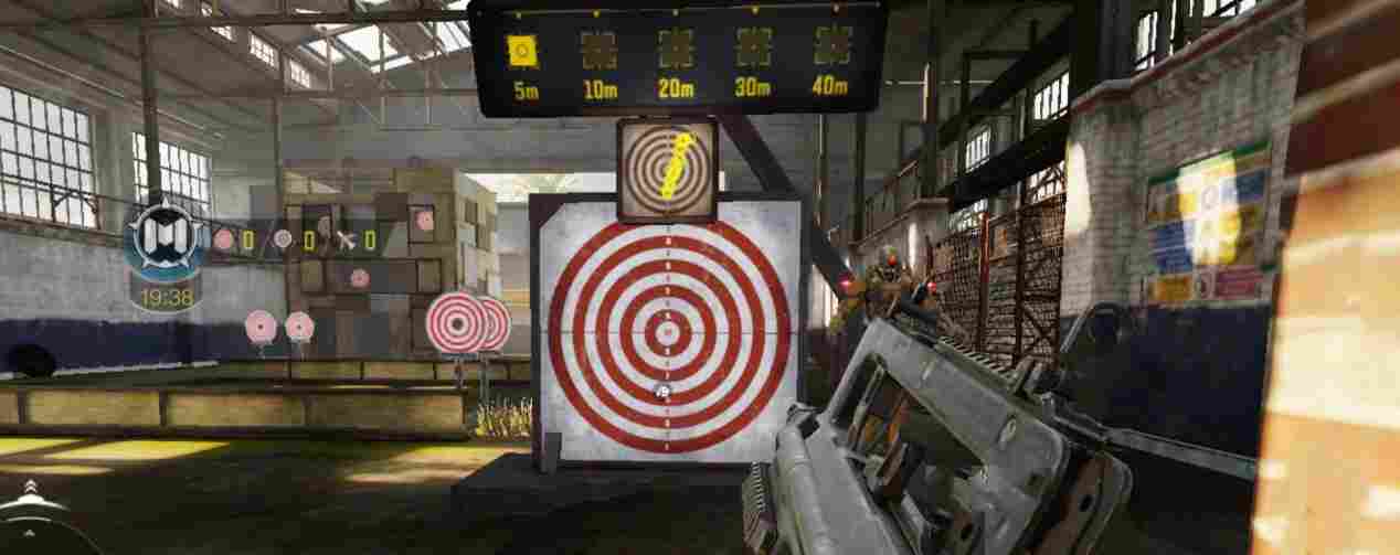 使命召唤手游【使命小课堂】新武器FR556后坐力偏高，来试试这2套配件方案